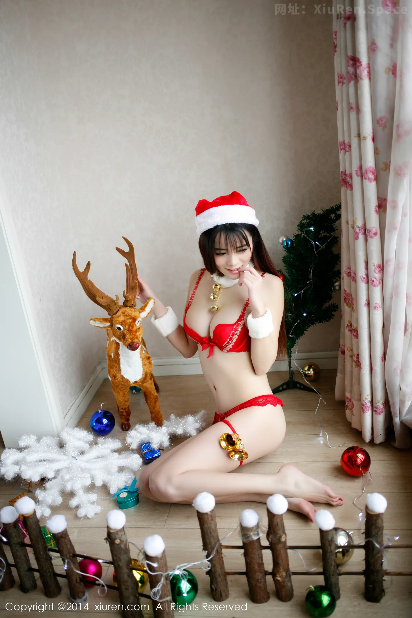 图片[3]-[XiuRen秀人网]VOL.259 网络红人美女校花孔一红圣诞主题性感红色内衣完美诱惑写真88P-秀人网官方网站